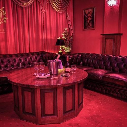 Eden Night Club — Humenné şehrinde erotik mekan