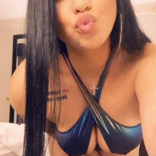 Sweet Latina — συνοδός στην πόλη Φρέσνο