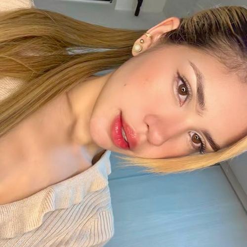 Kendra — kísérő itt: Medellín, 5. fotó