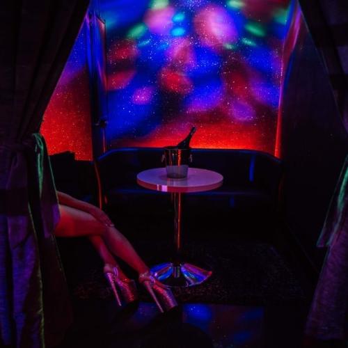 Hustler Gentlemen's Club — Erotik-Location in Warschau