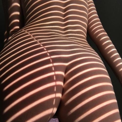 Thekissaa — Lugano 에스코트