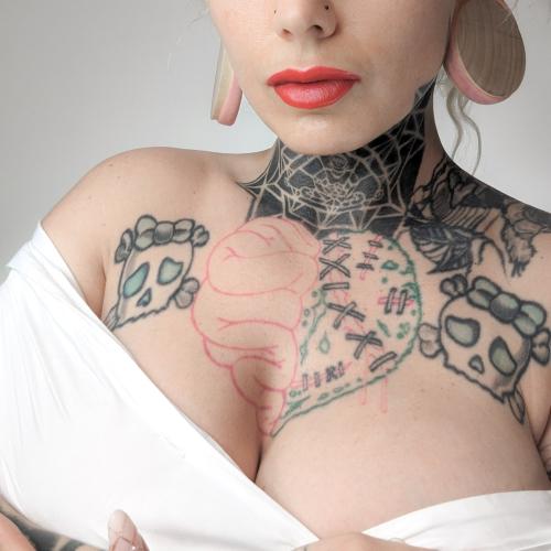 Lily Fatale — escort in Vancouver