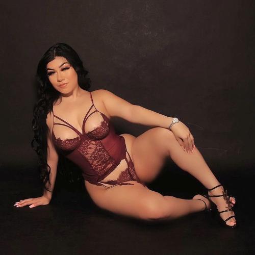 Kimbanksthebiggest — escort in Boston