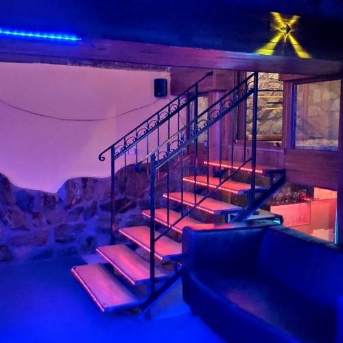 Crystal Gentlemens Club — Košice şehrinde erotik mekan