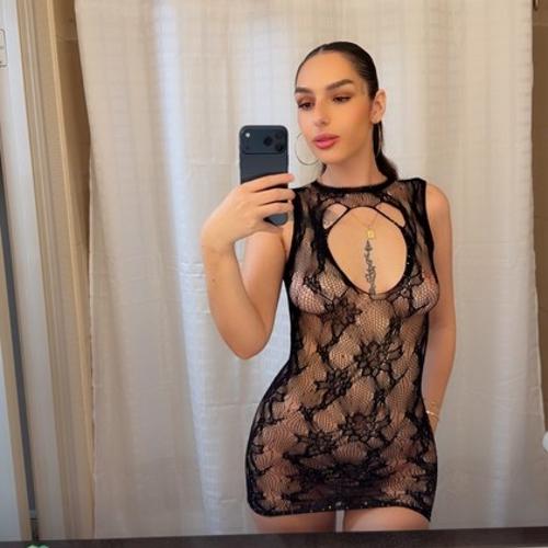 Ari — escort in Ontario