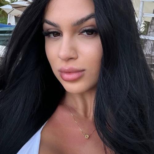 Júlia — escort à Ljubljana, photo 4