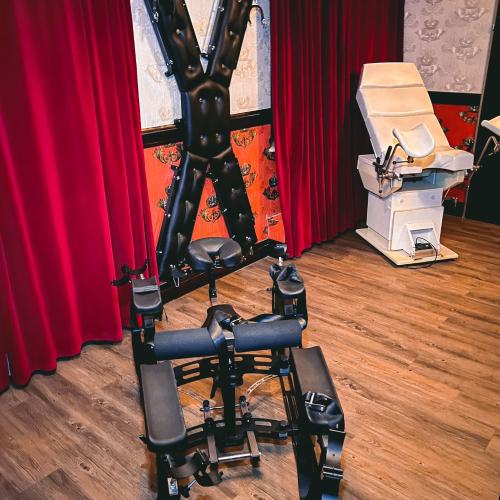 Laufhaus Napoleonhof — erotic venue in Ansfelden