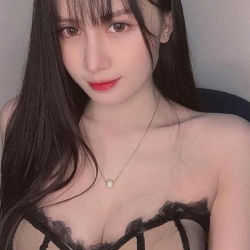 Suri — escort in Kuwait City