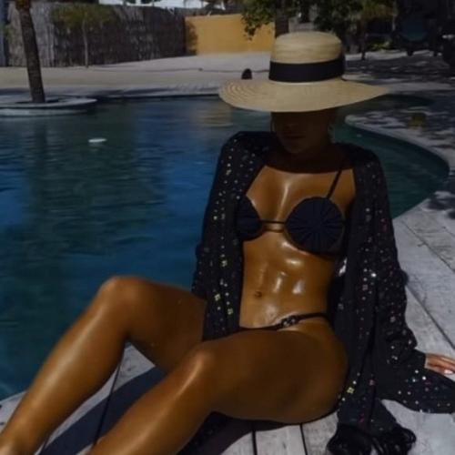 Ellen Schneider — escort in Hong Kong, foto 8