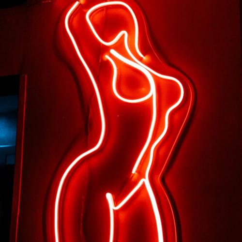 Yet Yes — erotic venue in Catania
