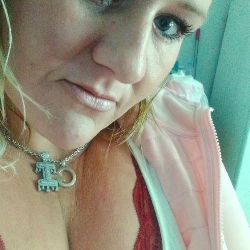 Curvaceous — escort in Portland