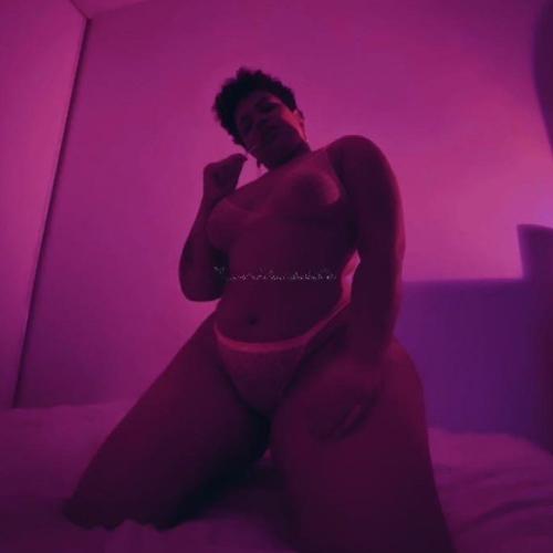 Adriana — escort in Parijs
