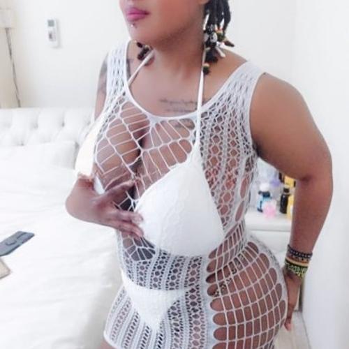 Kaylee — Yiwu şehrinde eskort