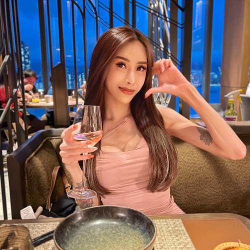 Angela Smith — escort in Macau