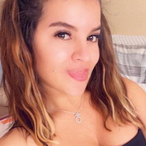 Daniela — مرافقة في بوري