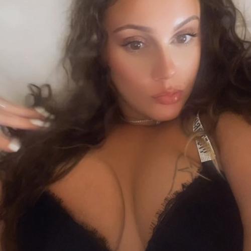 Krystalmariee — eskort i Detroit