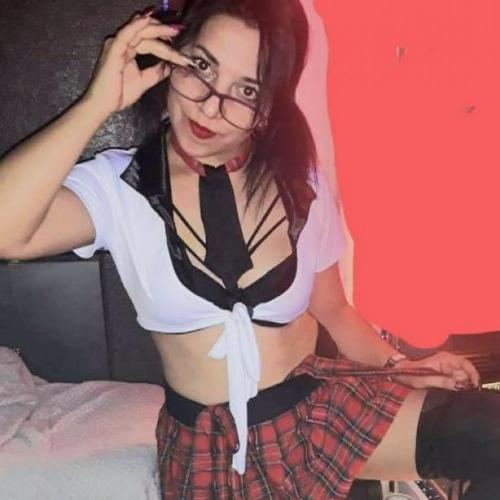 Ada — escort a Aquisgrana