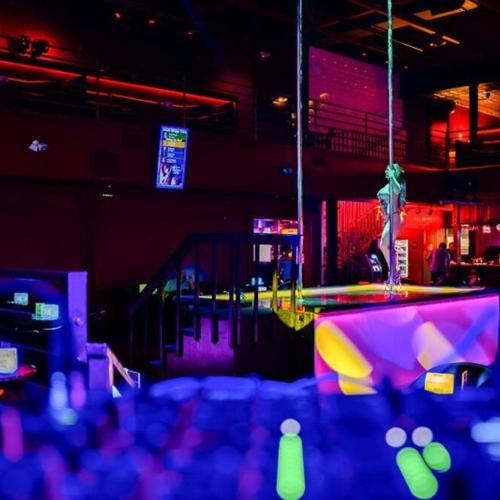 Heartbreakers Gentlemen's Club — erotický podnik v Houston, foto 4