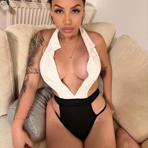 Mia — Escort in Hsinchu