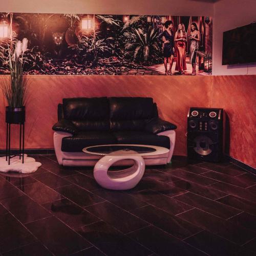 Diamond Strip Club — erotic venue in Košice, photo 10