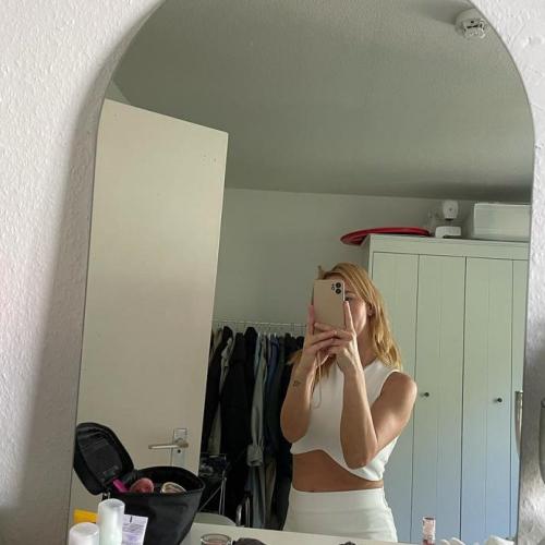 Emmy — escort à Düsseldorf, photo 2