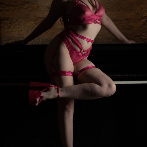 Lyvia — escort in Parijs