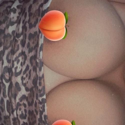Belleza Mami — eskort v meste Modesto