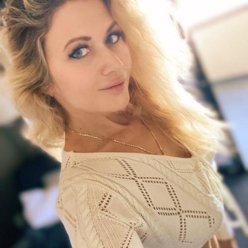 Julia Pretty — eskort v Cleveland