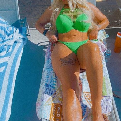 Aspen Regan — eskorte i Salt Lake City