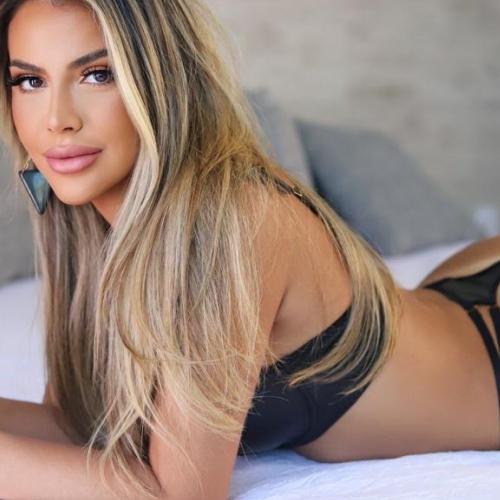 Francesca — Escort in Doha