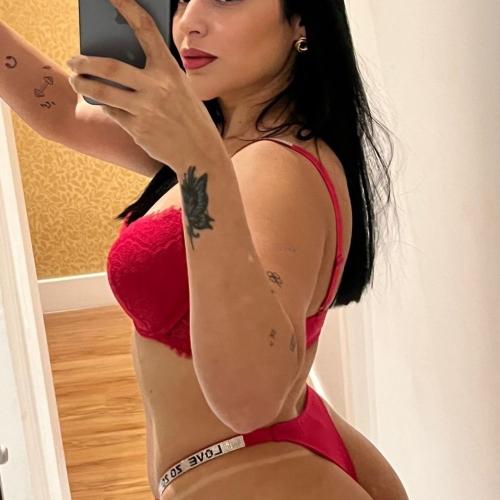 Nadia — مرافقة في زادار