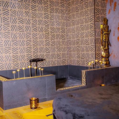Tantra Usuaya — erotic venue in Madrid