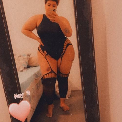 Adriana — escort in Parijs