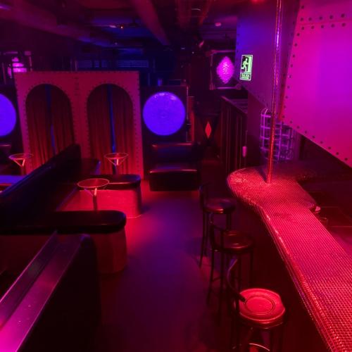 Pub Triángulo — erotic venue in Madrid