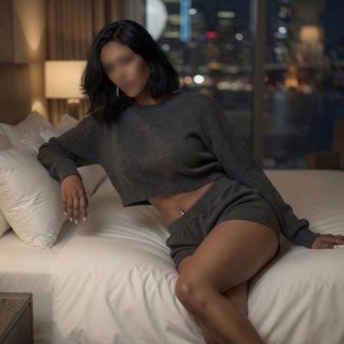 Carmen Skye 