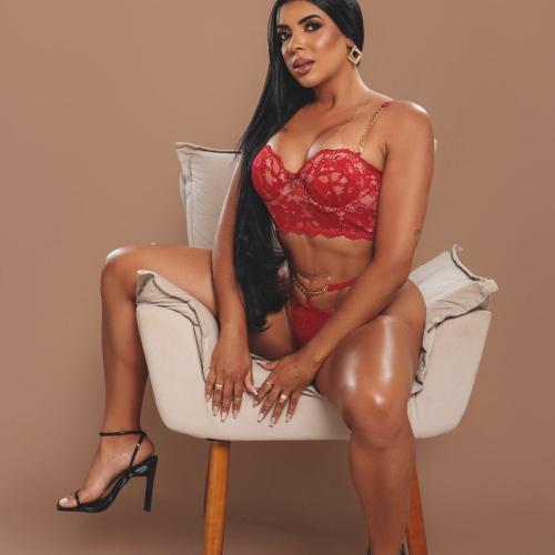 Miirella — eskorta w Turyn