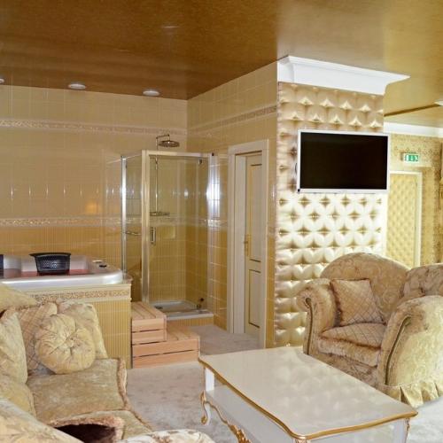 Golden Life Senec — erotic venue in Senec