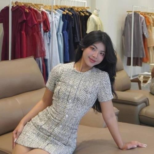 Maika — escort in Singapore