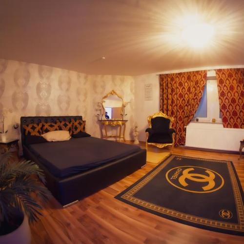 Palais Cataleya — erotic venue in Essen, photo 4