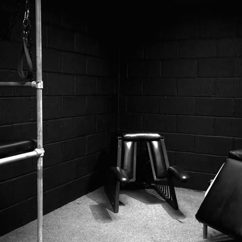 The Ministry Studios — erotic venue in West Bromwich