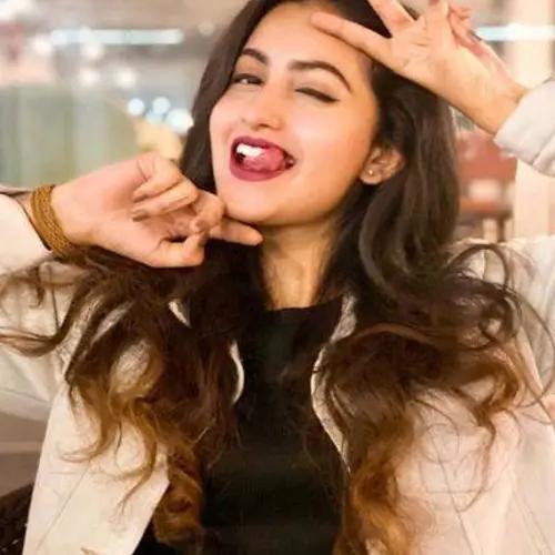 Vip Escort Service Karachi