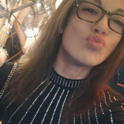 Anahi Santos — escort en Madrid