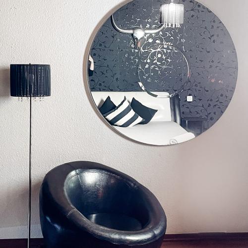 Domizil Deluxe — Erotik-Location in Saarbrücken, Foto 15
