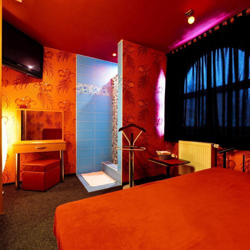 Club 101 — erotic venue in Brno