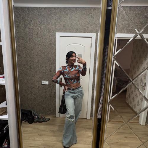 Lela — escort in Baku