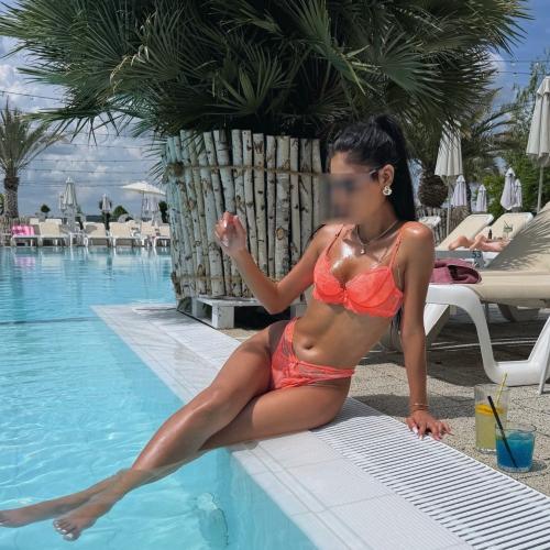 Delya — 코펜하겐 에스코트