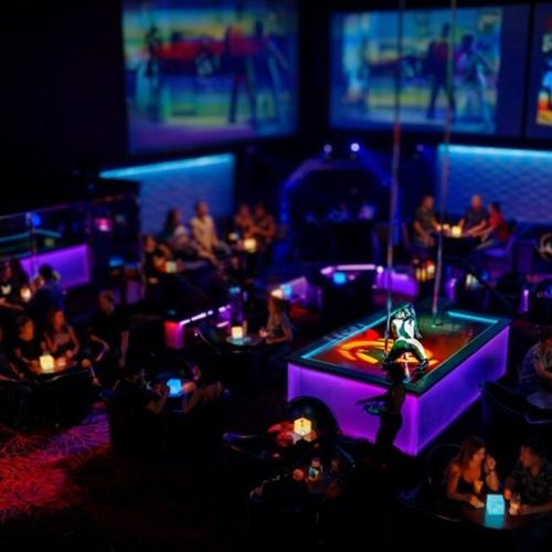 Heartbreakers Gentlemen's Club — erotický podnik v Houston, foto 3