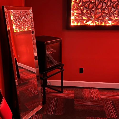 Club M4 — locale erotico a Mississauga