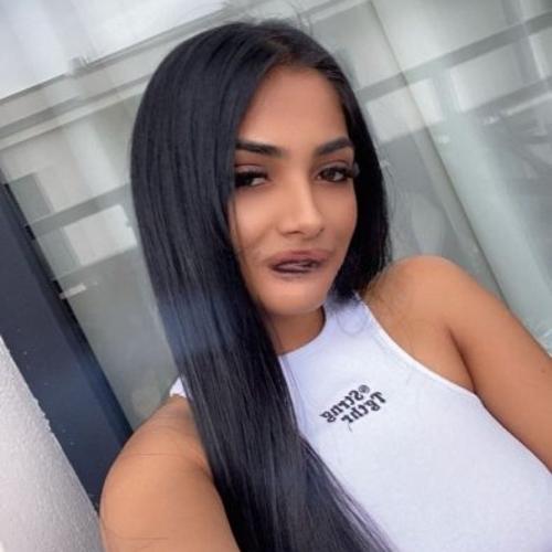 Amira — eskort i Bukarest