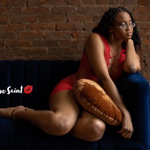 Genevieve S — eskort i Detroit